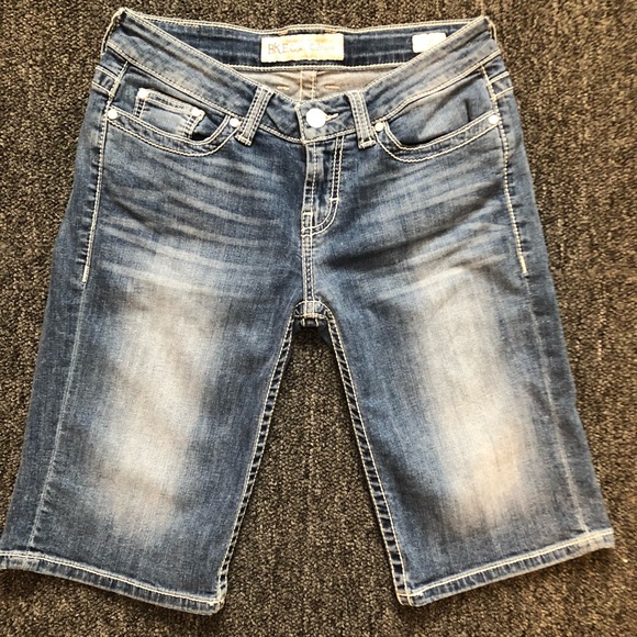 BKE Pants - -BKE Culture Bermuda Shorts Distressed Parkston 27